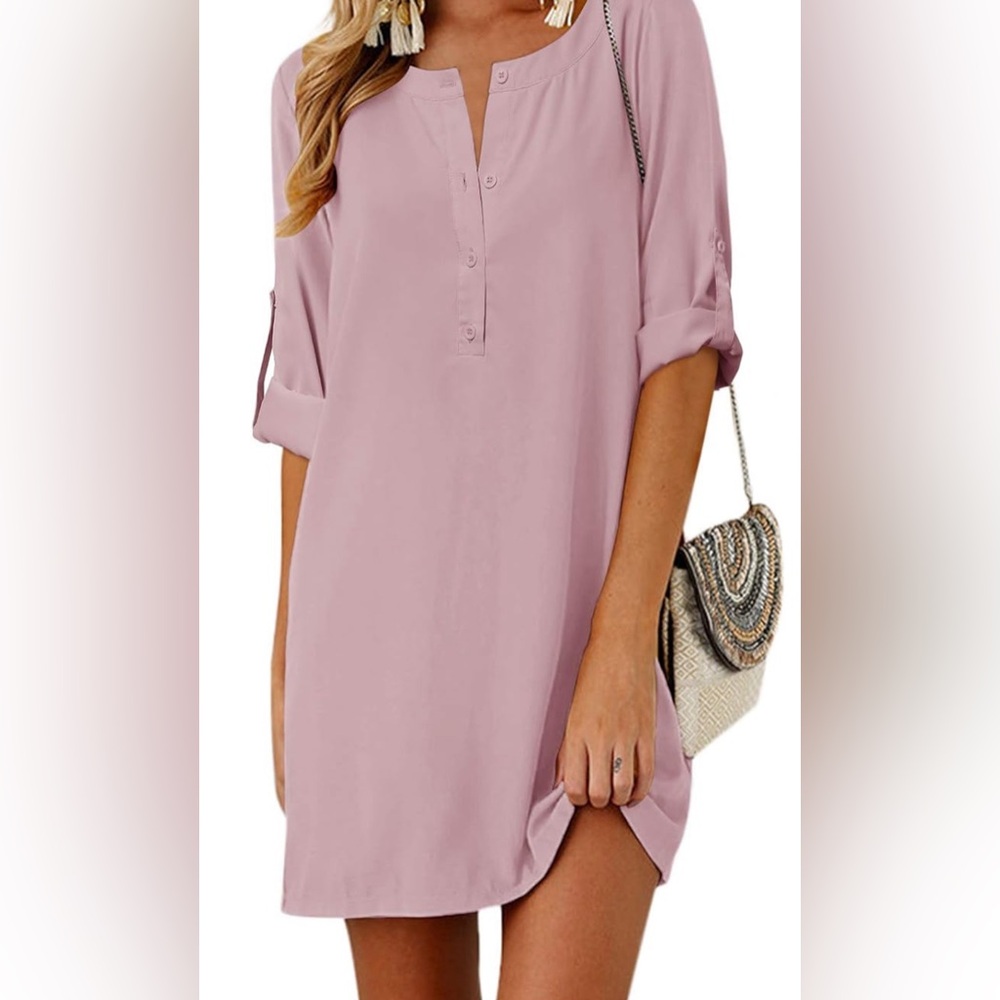 Stunning pink blush dress w/buttons. Easy care! Excellent dress for any event!